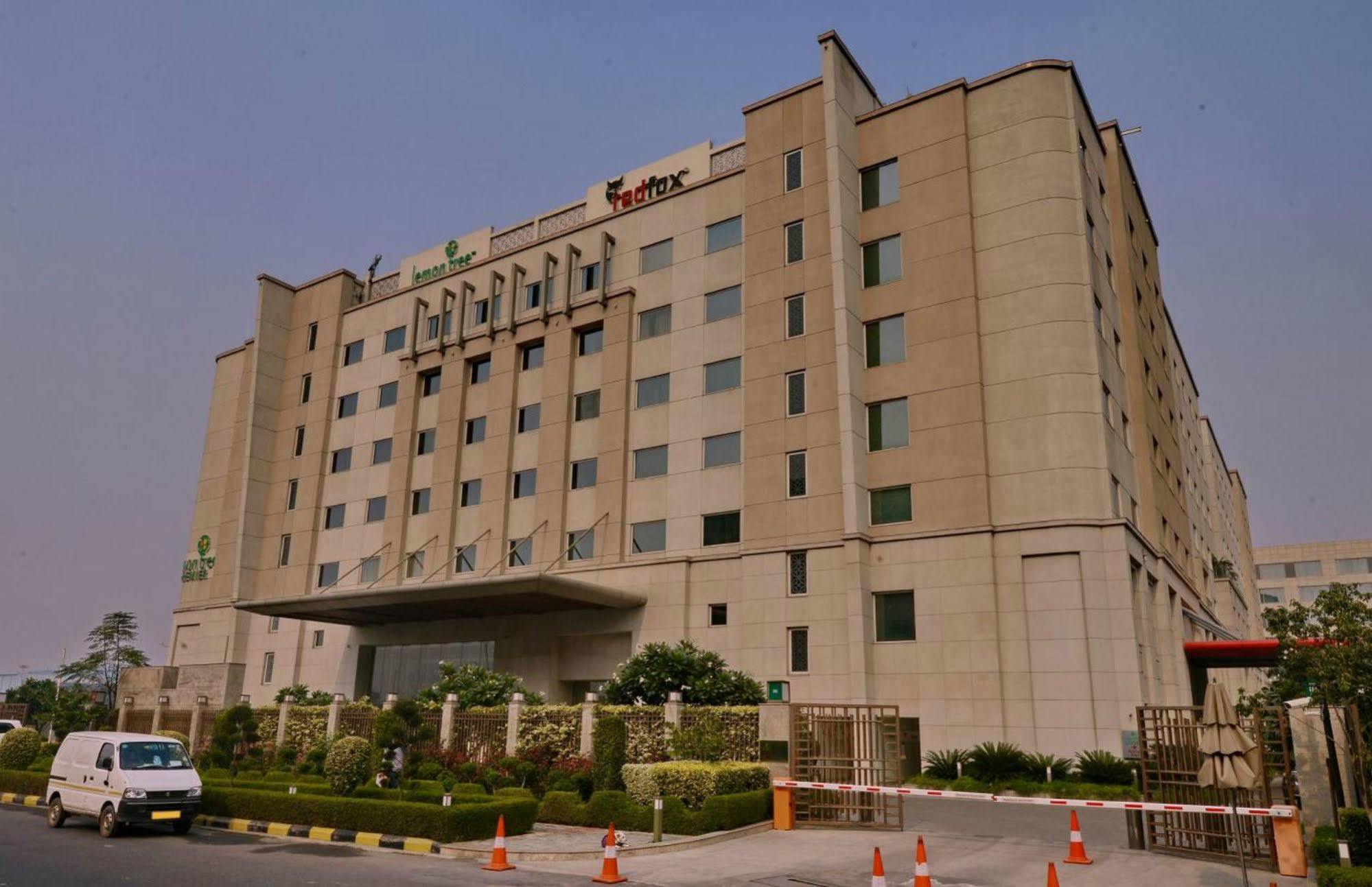 Red Fox Hotel, Delhi Airport Nova Deli Exterior foto